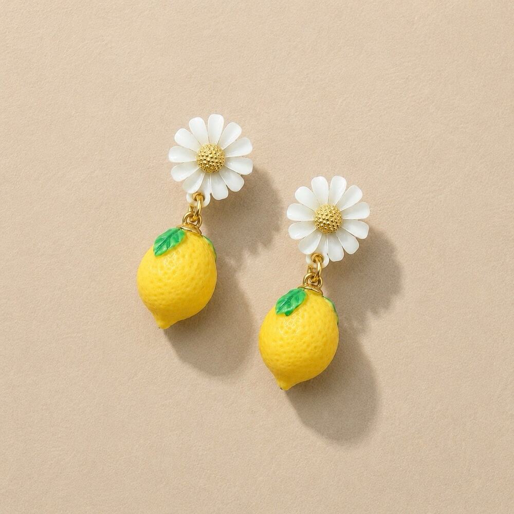 Anthropologie Daisy Lemon Fruit Flower Earrings Gold Cottagecore Blossom Y2K